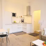 Bötticher Str. 9, W3, Weesterlön